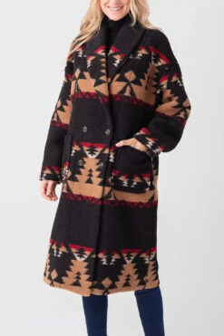 Beth Dutton Yellowstone Kelly Reilly Aztec Coat