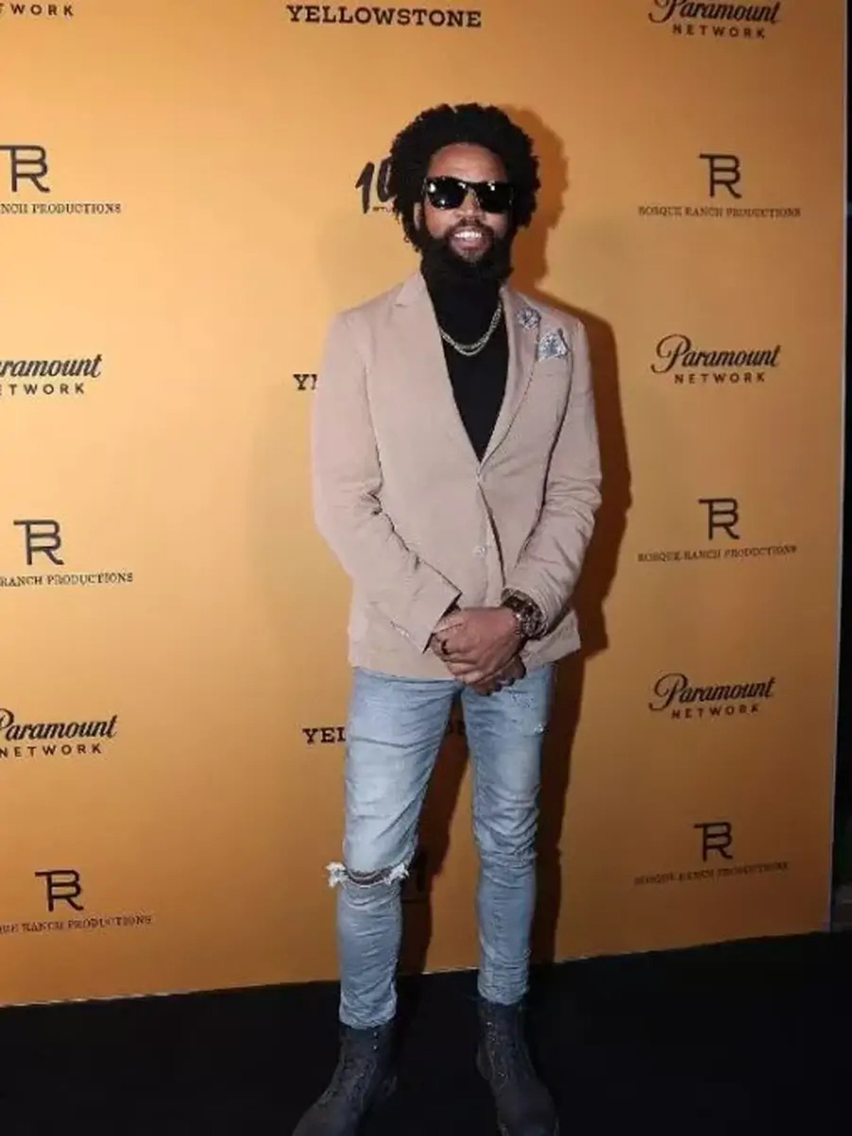 Yellowstone S5 Denim Richards Premiere Tan Blazer