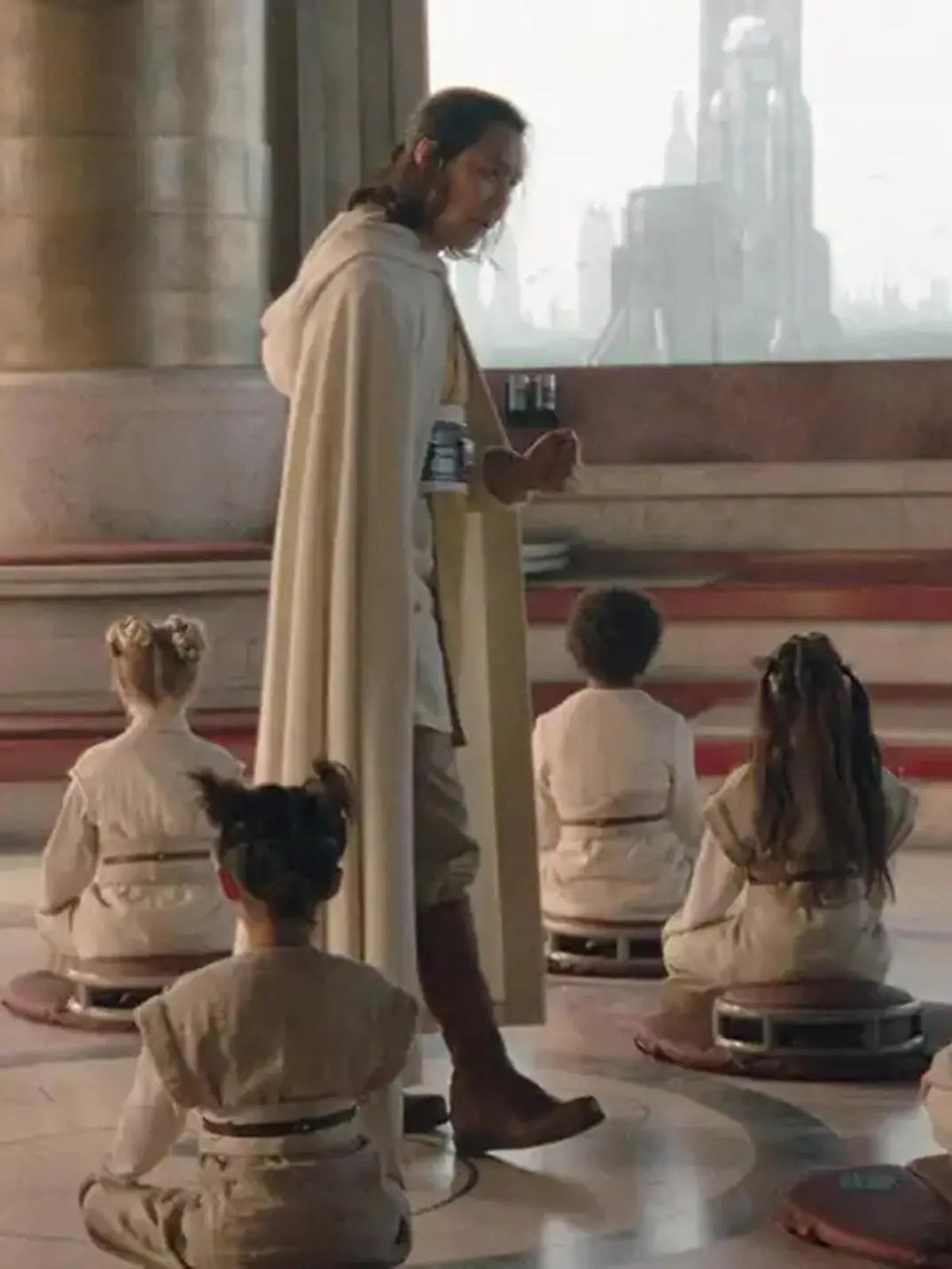 Star Wars The Acolyte Sol Lee Jung-Jae Beige Cape Coat