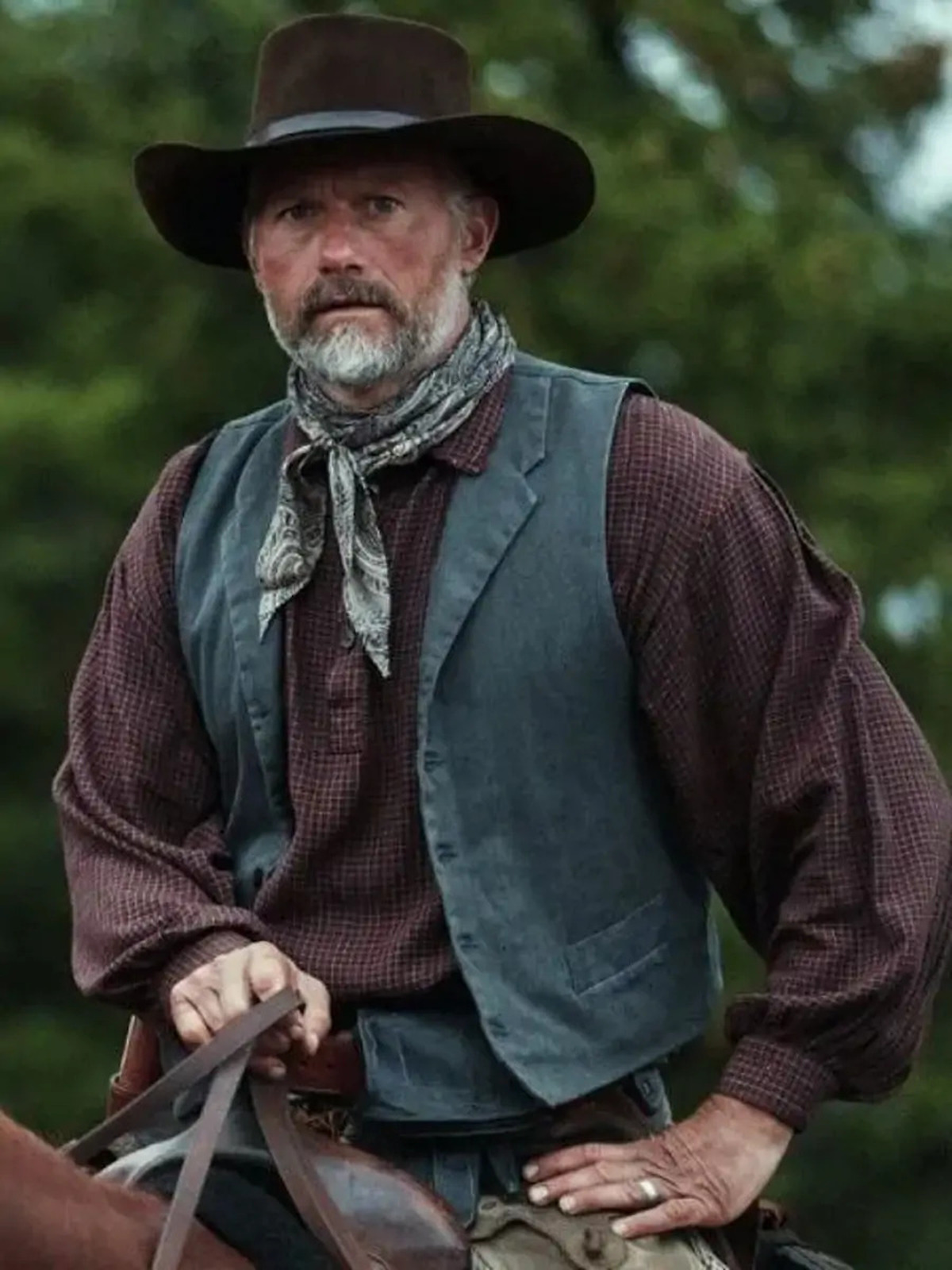 Yellowstone 1923 James Badge Dale Blue Vest