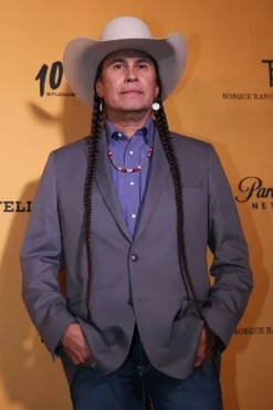 Yellowstone S5 Moses Brings Plenty Premiere Gray Blazer